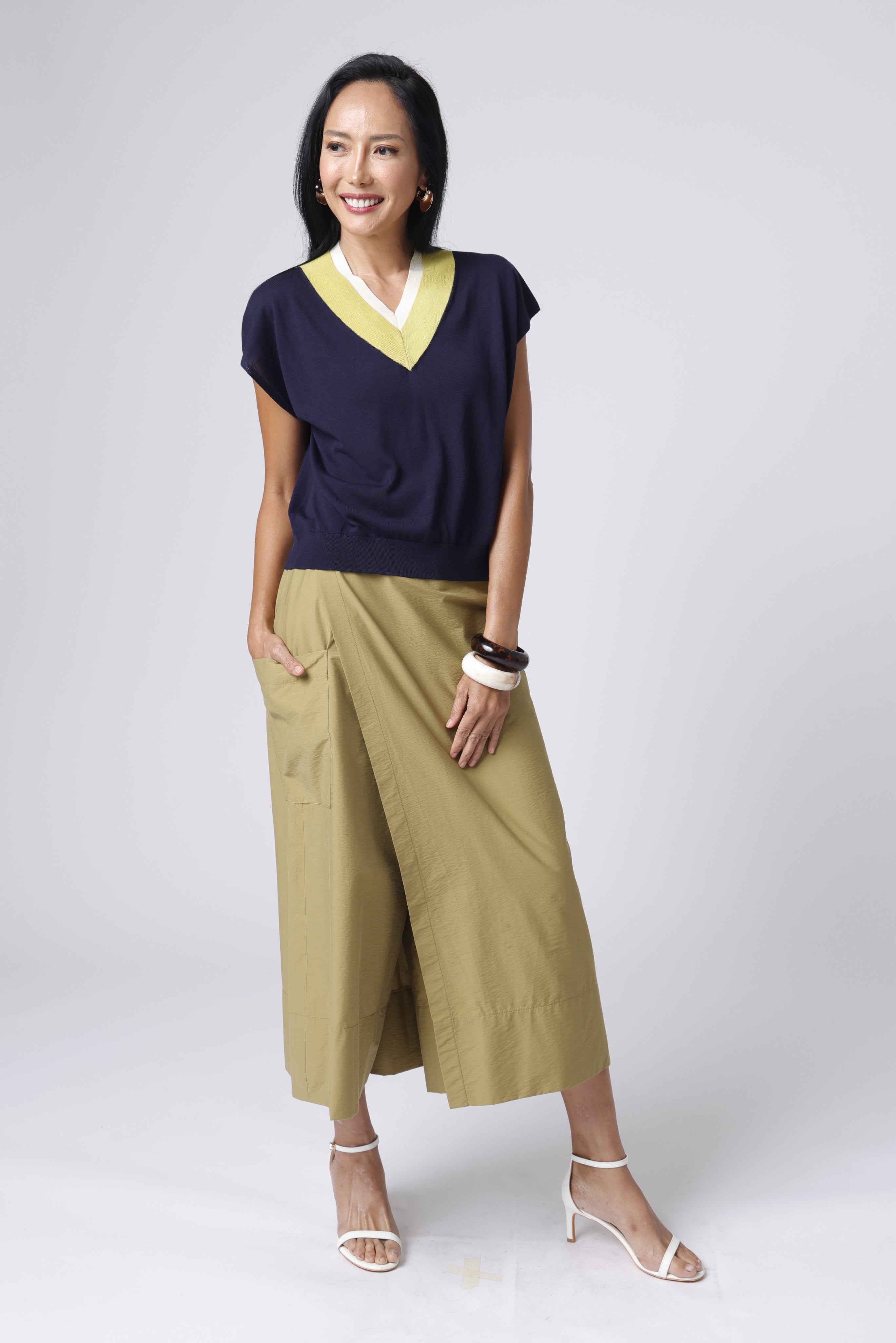 ANIA TOP