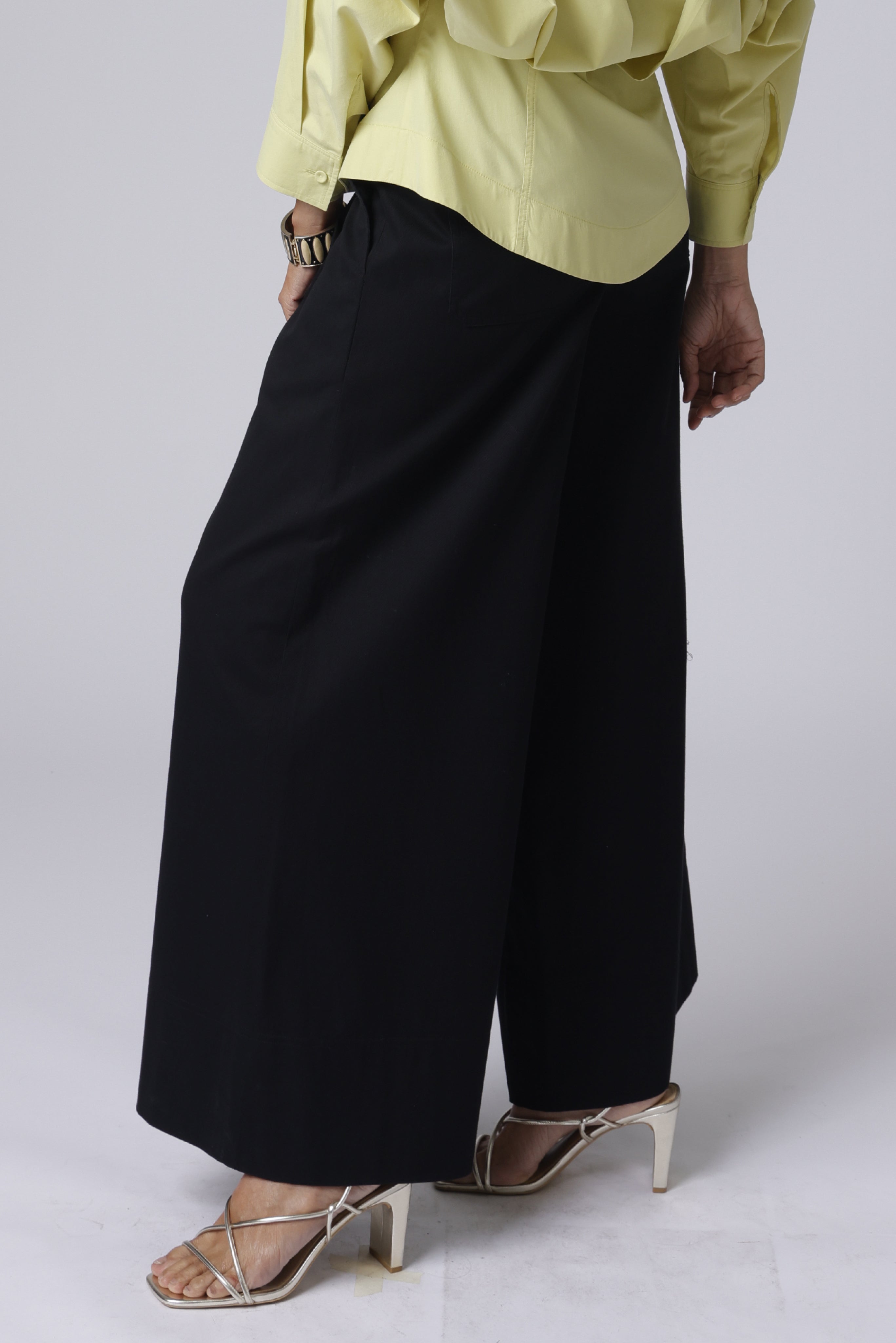 ANTONIA PANT