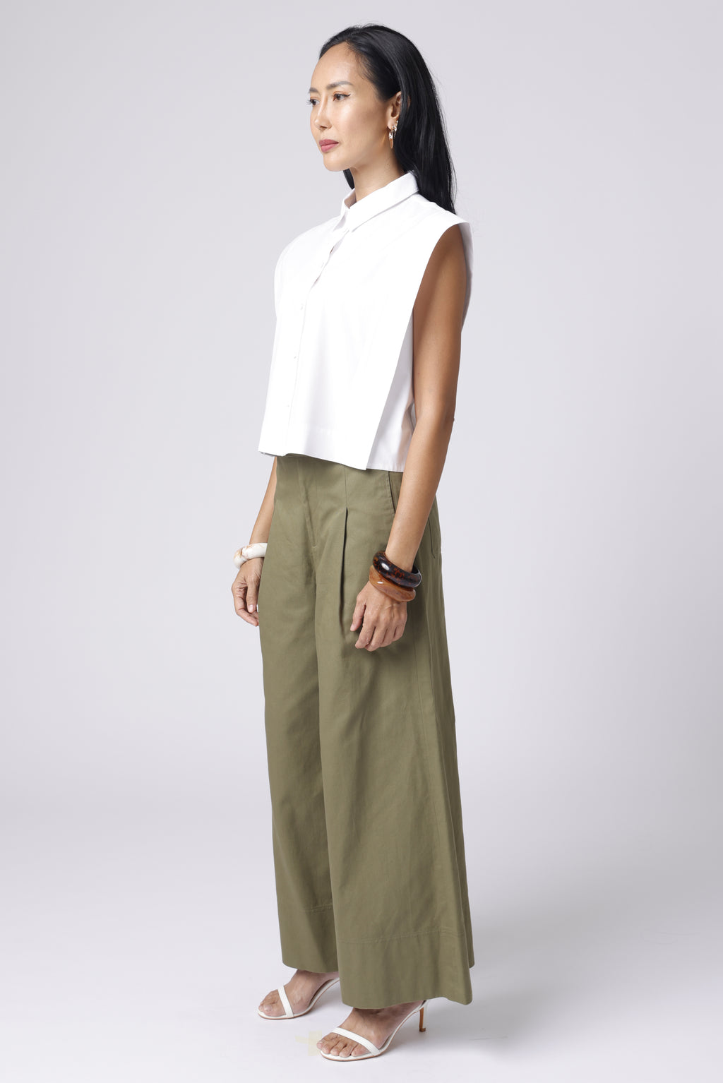 ANTONIA PANT